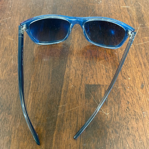 Blue Ray Ban Sunglasses - Picture 4 of 6